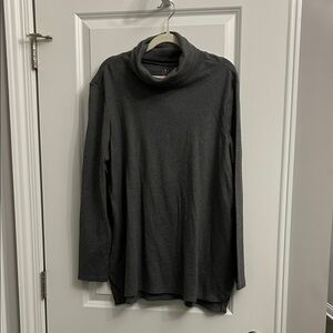 Isaac Mizrahi Gray Tunic Top
